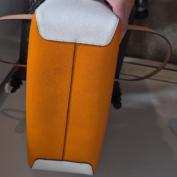 Kate Spade Vibrant Orange and Cream Tote - Picture 11 of 11